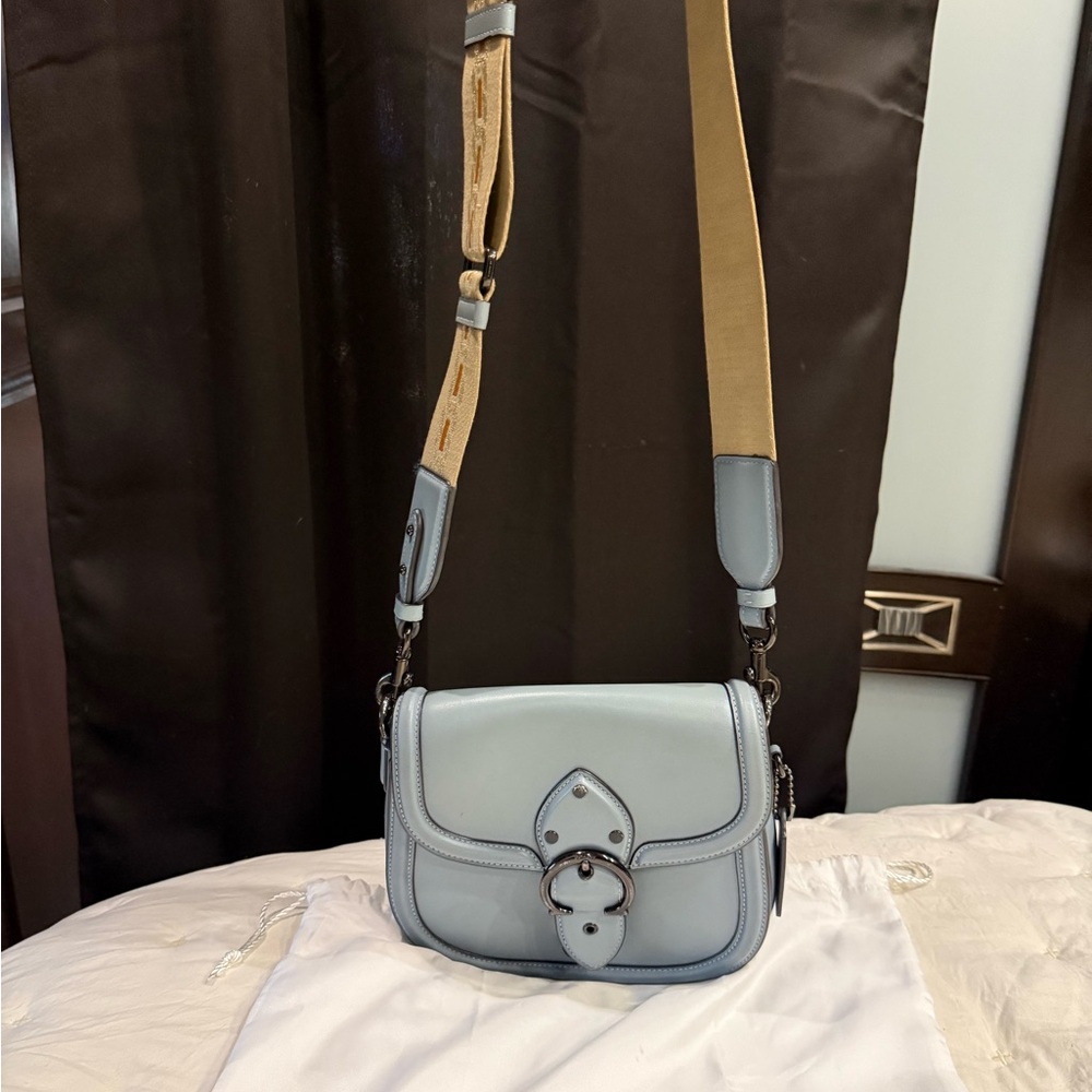 Coach Beat Saddle Bag - Picture 2 of 9